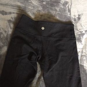 Lululemon Wunder Under size 4